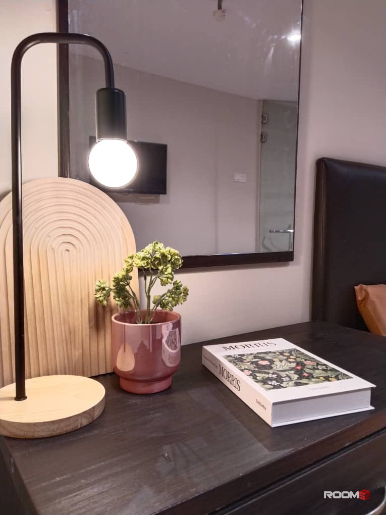🔥ZERO DEPOSIT 🔥HOTBALLON Middle room for rent, 5Min Driving distance to ICITY. Move in ready ✅
