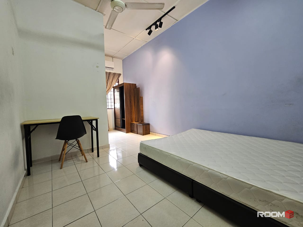 Bandar Bukit Tinggi 2 Middle Room