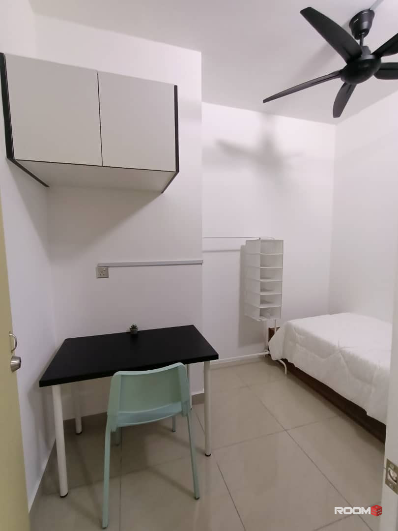 Room for rent at SKS Habitat @ Larkin JB Town Area