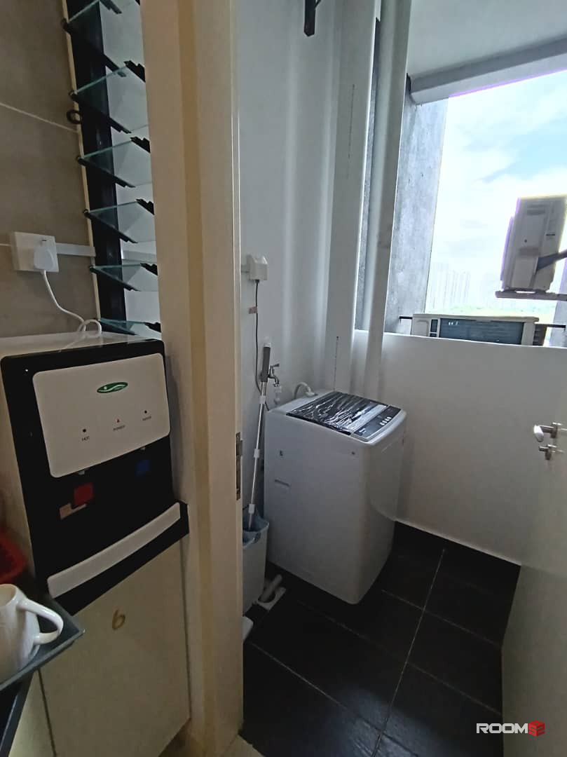 Male room for rent at D’Pristine @ Medini Near Legoland