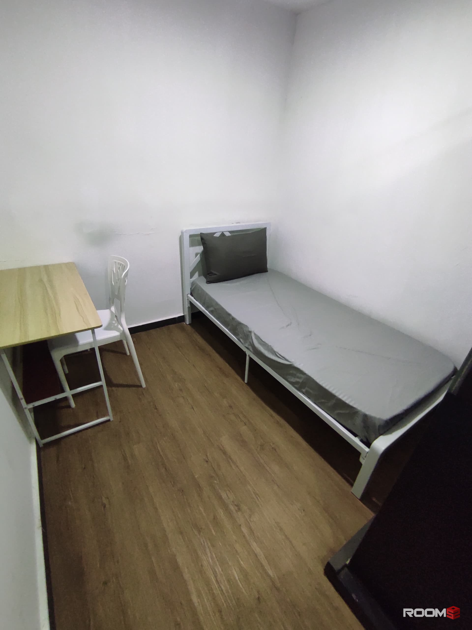 Near LRT Kelana Jaya 🚂Master Room With Private 🚽 at SS4, Kelana Jaya