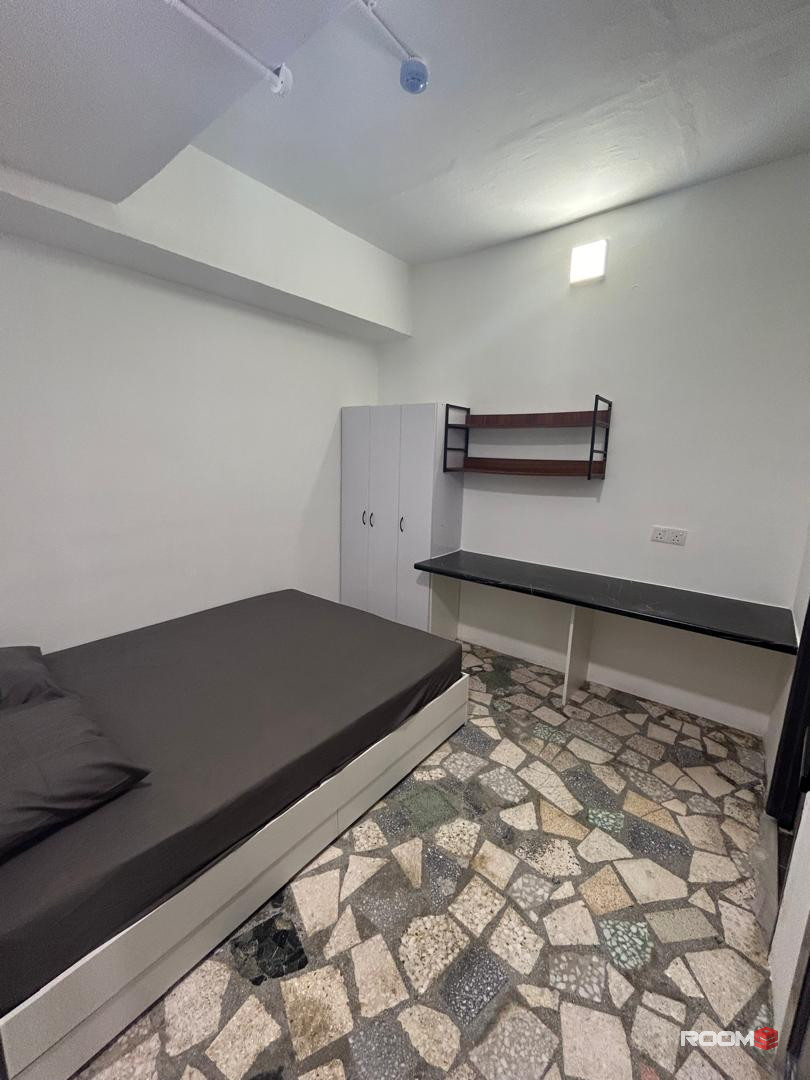 LIMITED TIME OFFER ‼️ Zero Depo Room for Rent near MRT Chow Kit