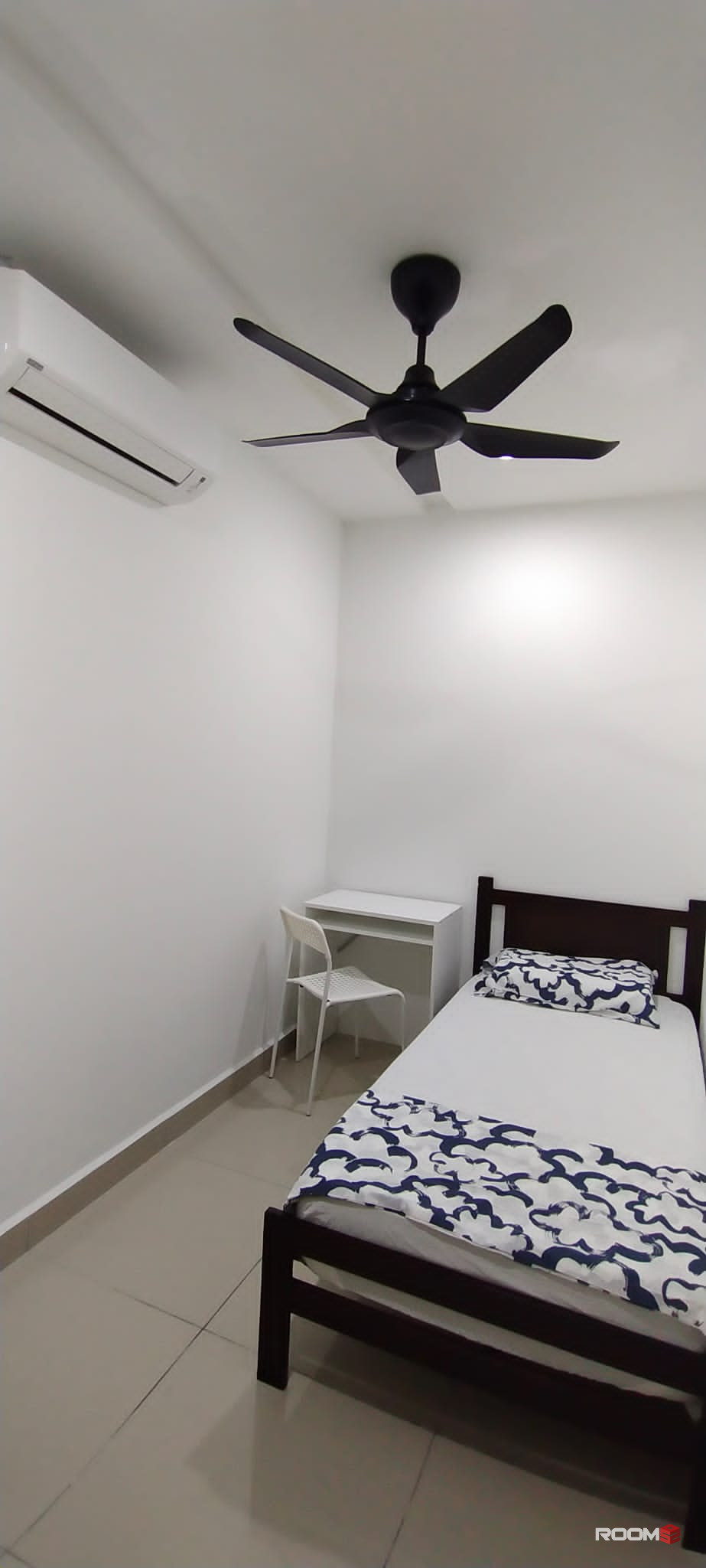 Female Room for rent at Larkin Heights @ Larkin Idaman