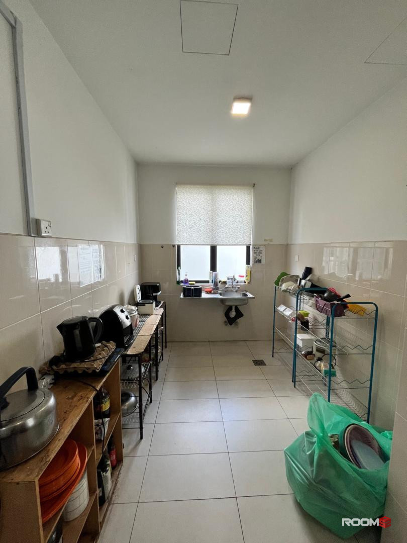 Low Deposit ❗❗❗❗ Private room with window/ Without window For Rent In Klang Valley
