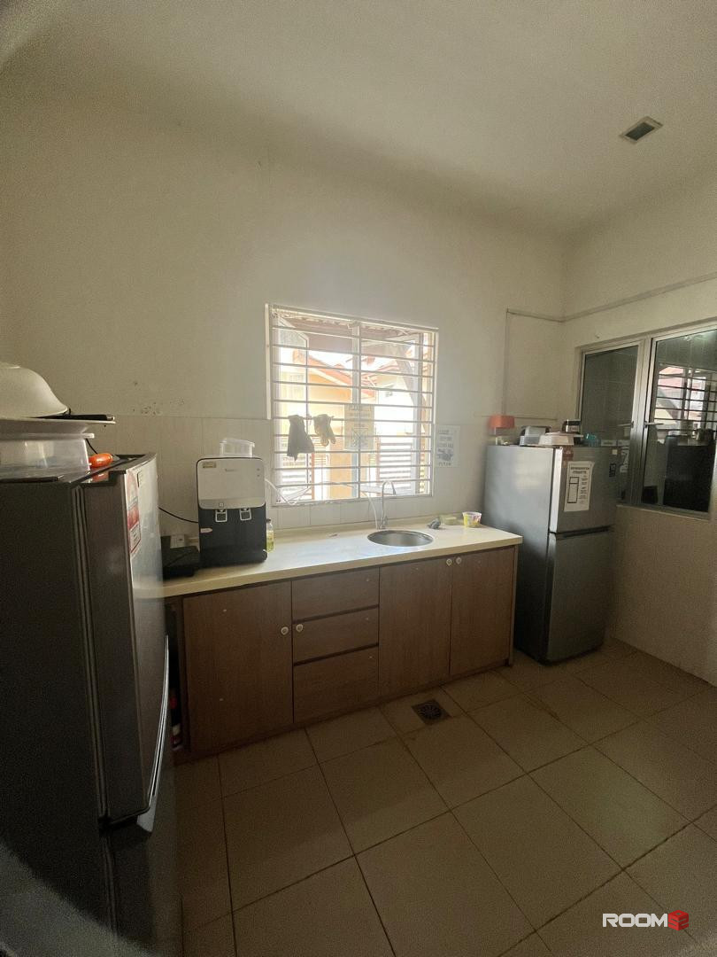 🎯BILIK SEWA DI SETIA PERDANA🏖️5 MIN DRIVING DISTANCE TO SETIA CITY MALL😍