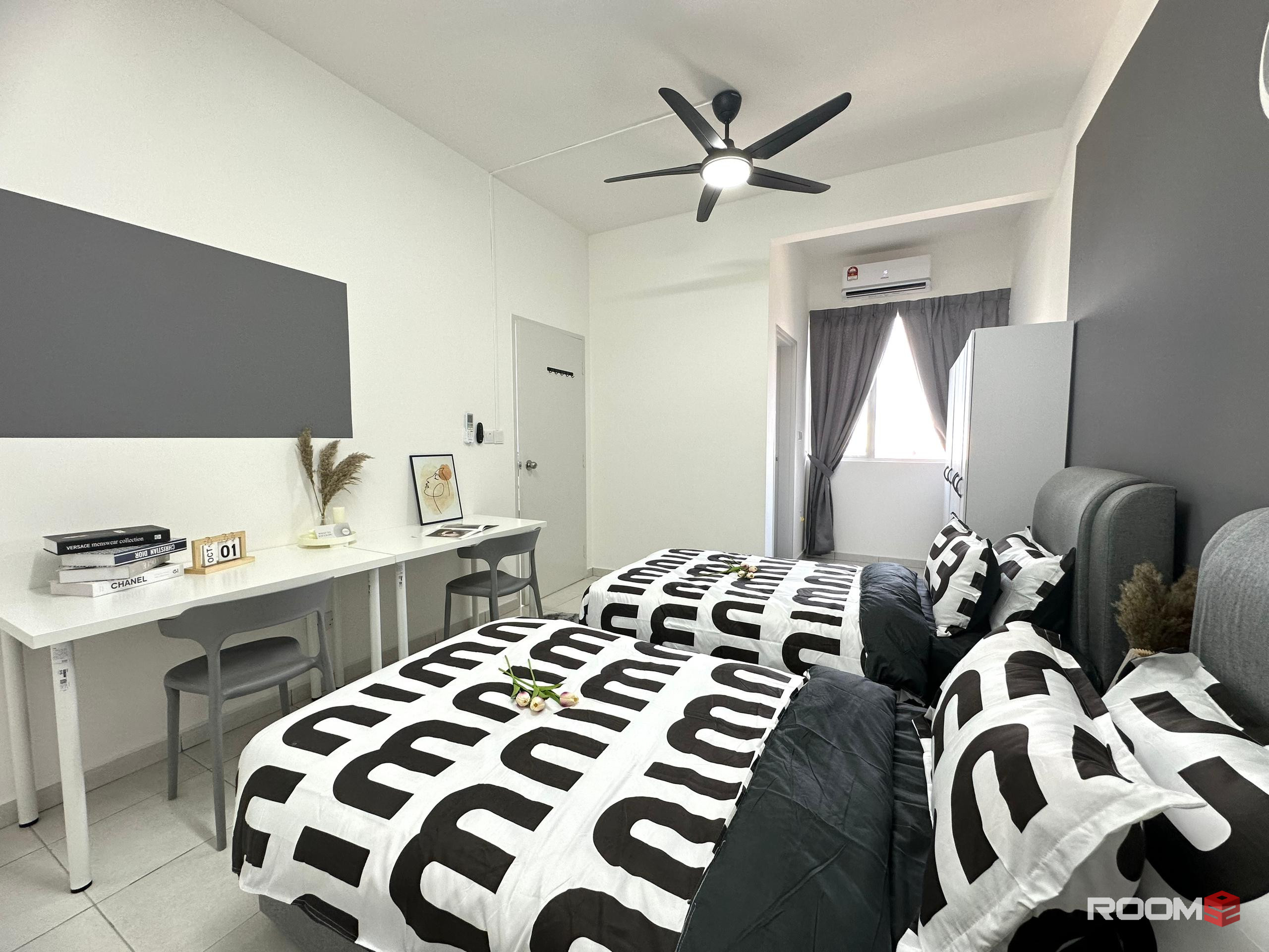 [Female je] New 100% Pixel City room 1min walk to LRT Salak Selatan