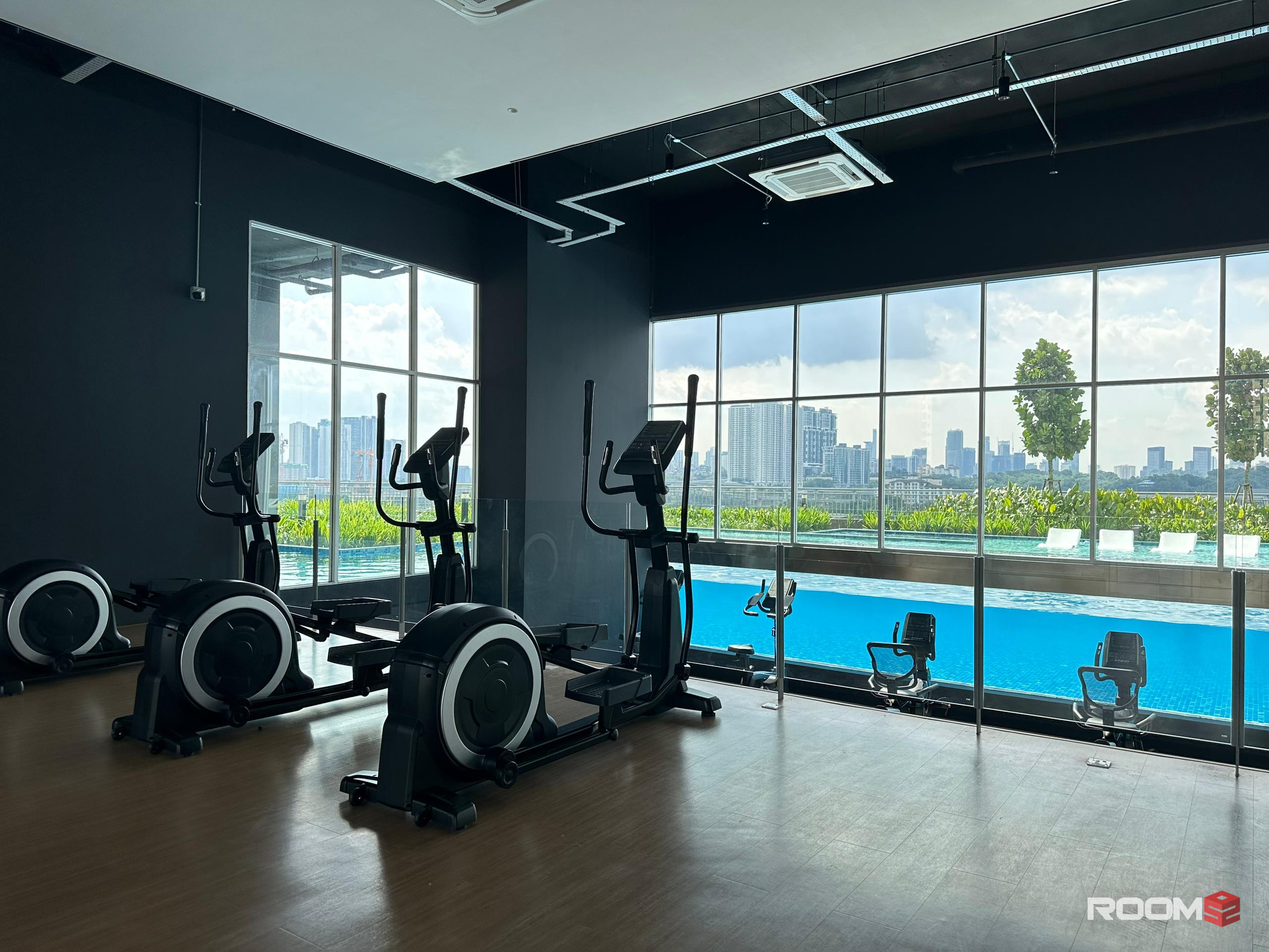 [Female je] New 100% Pixel City room 1min walk to LRT Salak Selatan