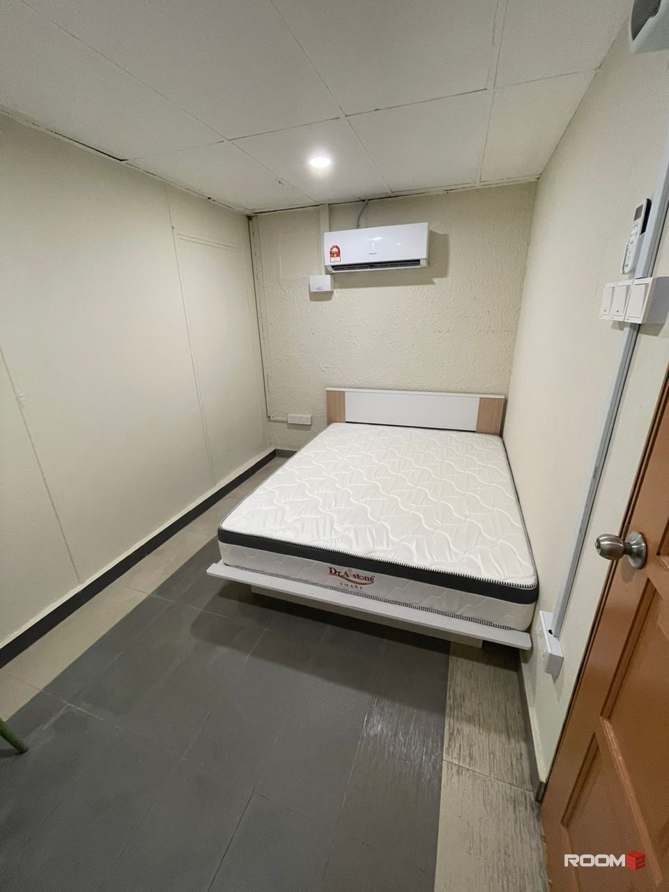 YES Promo 🔉 Zero Deposit Room attach Toilet near KL Sentral