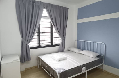 Male Room for rent at Larkin Heights @ Larkin Idaman