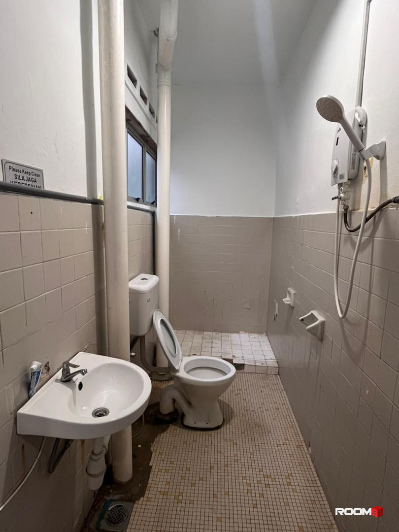 ✨📍Short walk to CIQ - Furnished, zero deposit, LIMITED room available for rent