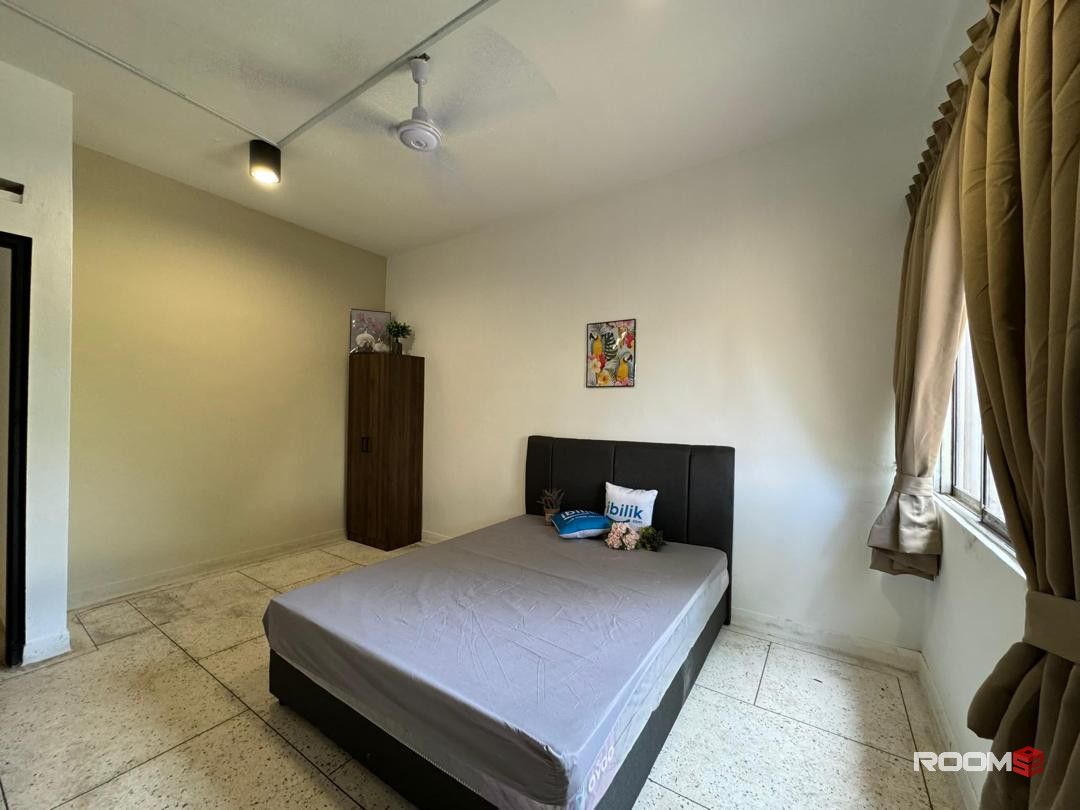 📍🌟10 min walk to CIQ-Fully equipped with wifi, Rental rm1 promo now🌟😎