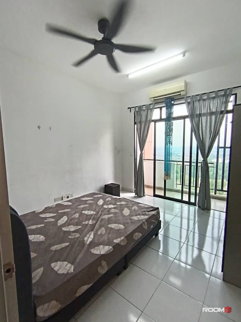 Balcony room for rent at Jentayu Residency @ Tampoi