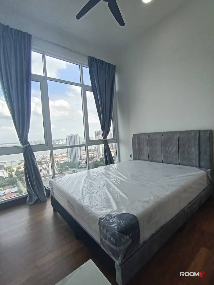 Room for rent at Paragon Suites @ CIQ JB Town