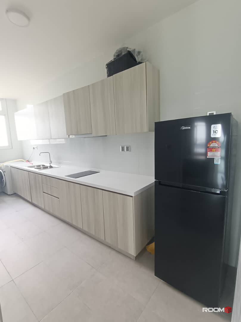 Room for rent at Paragon Suites @ CIQ JB Town