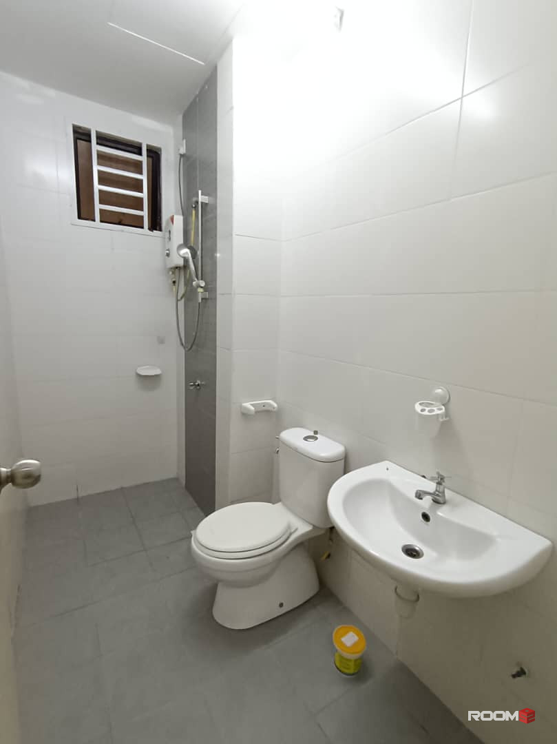 Room for rent at Jentayu Residency @ Tampoi