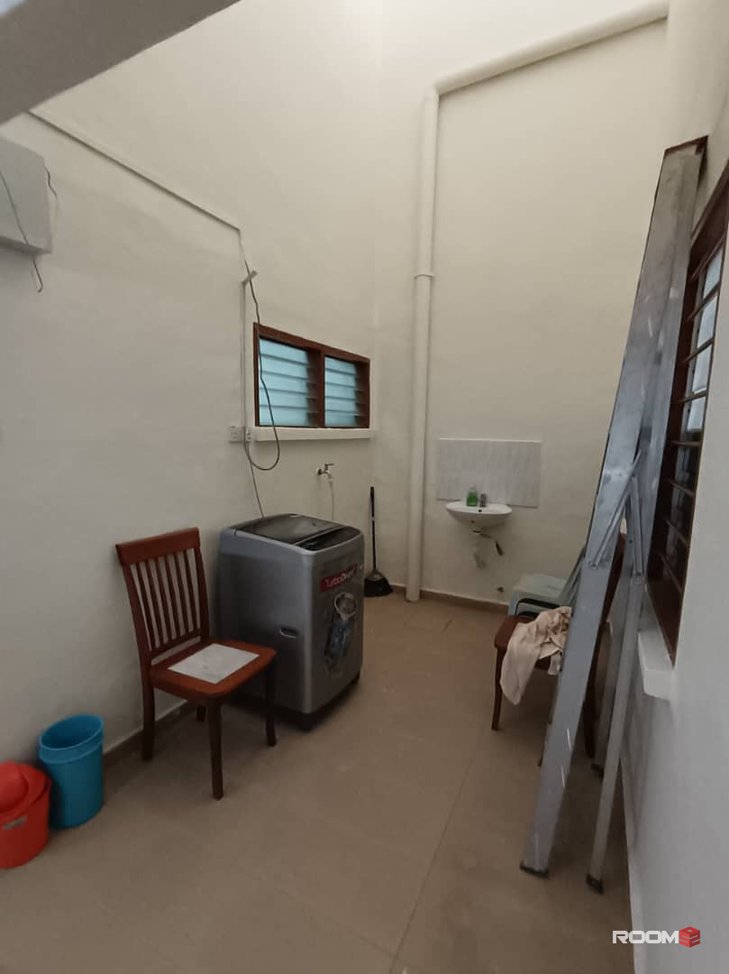Room for rent at Taman Pelangi @ Johor Bahru