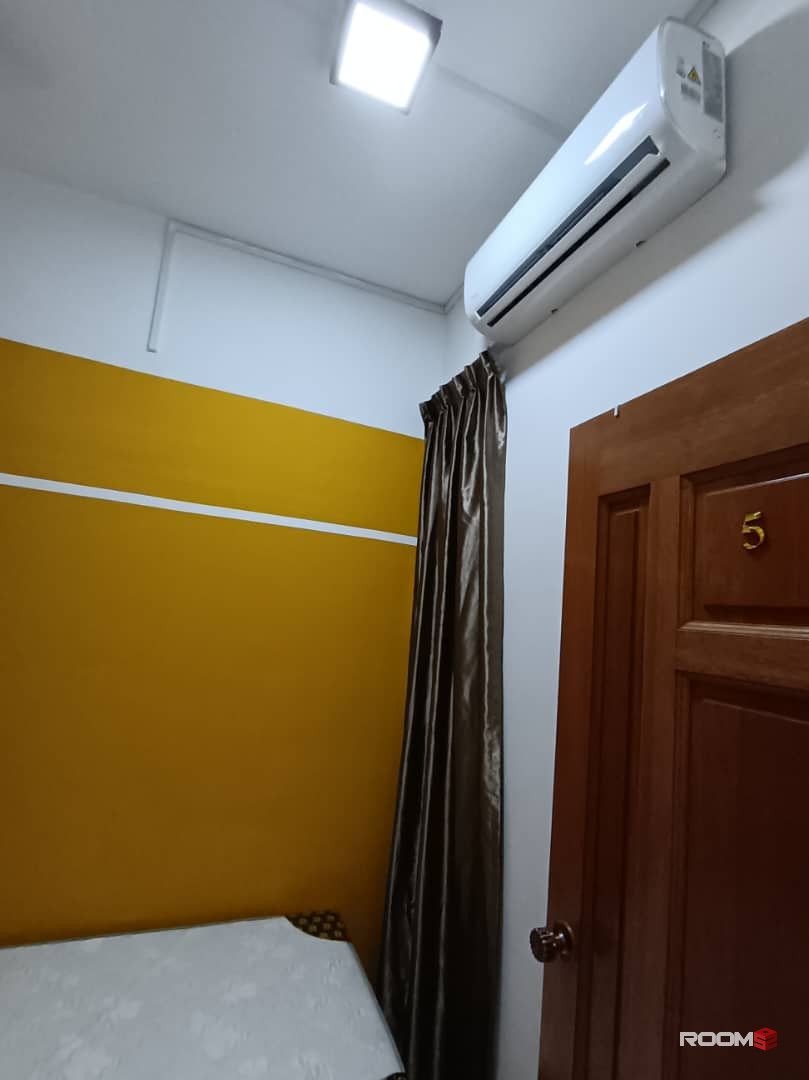 Room for rent at Jentayu Residency @ Tampoi