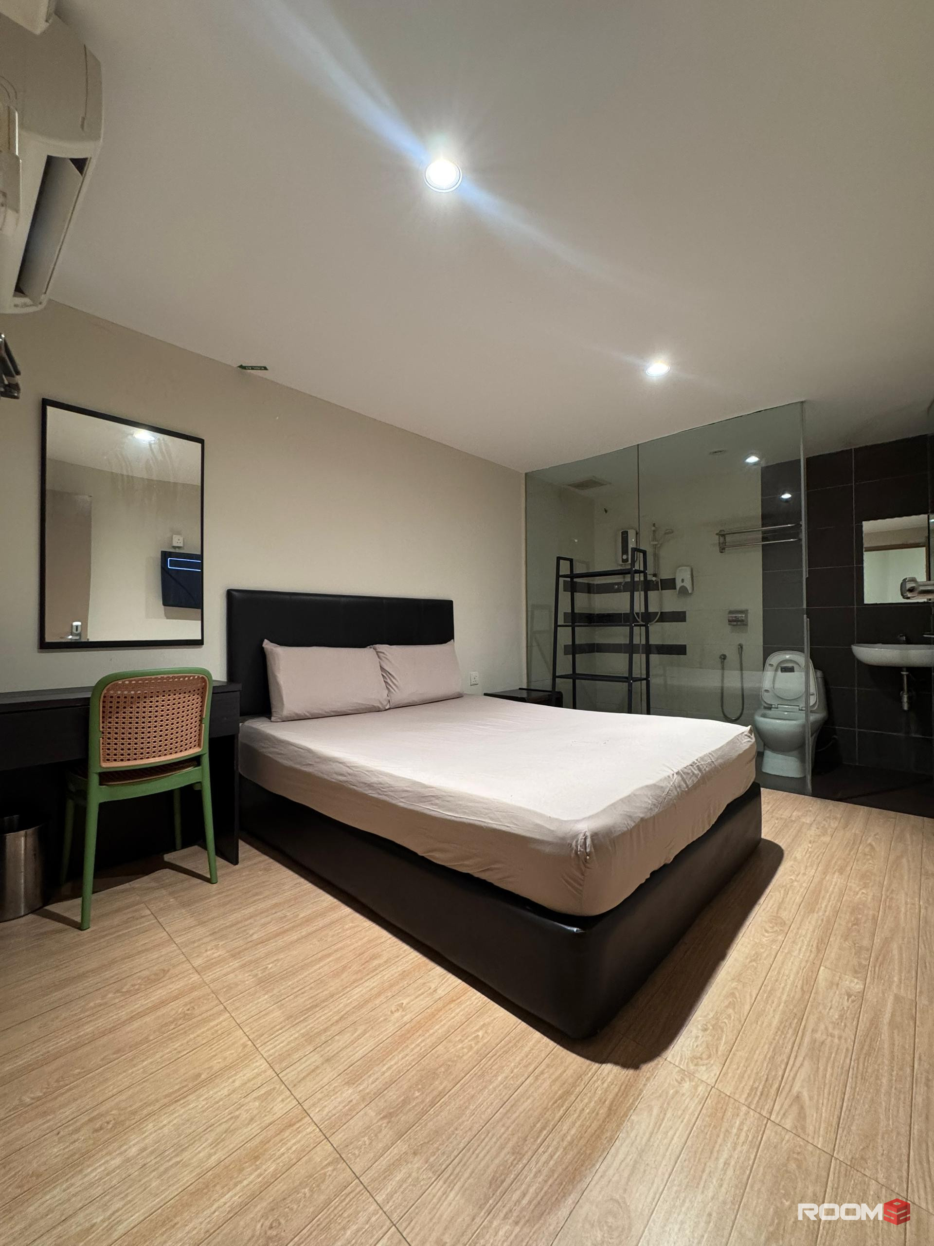 Taman Intan, Hot Ballon Coliving To Rent, Zero Deposit