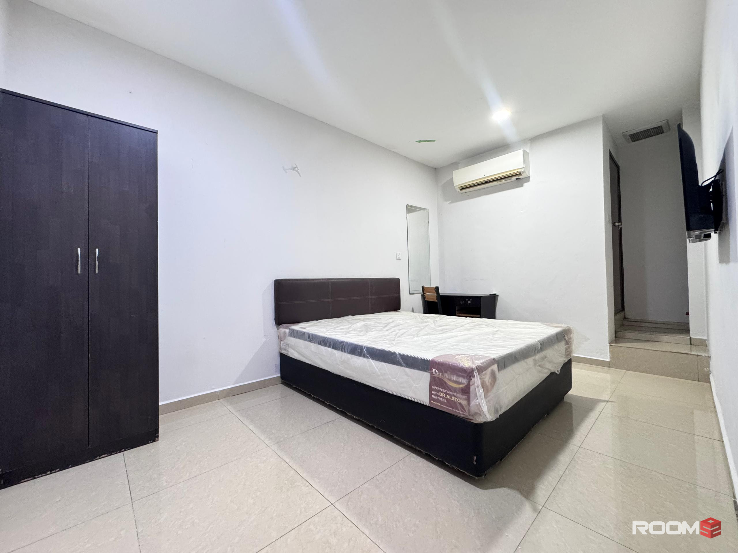 Bandar Botanic, Klang, Master Room To Rent, Zero depsoit
