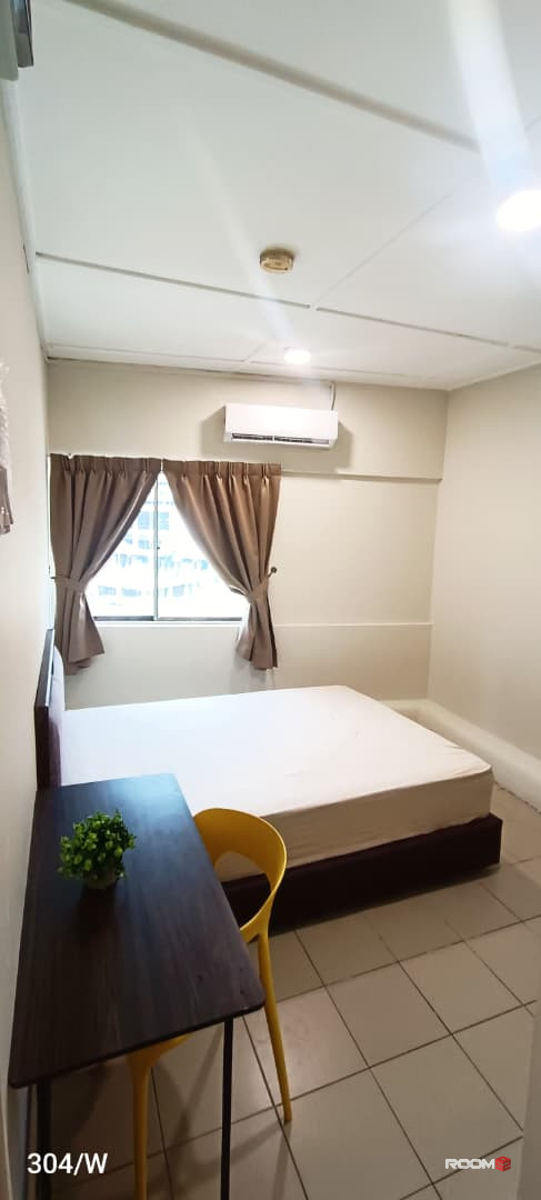 LIMITED TIME OFFER ‼️ Strategic near LRT Pasar Seni 🚶🏼‍♂ Room for Rent at Petaling Street