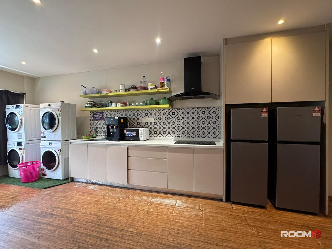 ⏱️ 8 MINS TO LRT PARAMOUNT ⏱️ 🏡 Master Room @ SS3 🏡 ‼️ ZERO DEPOSIT ‼️