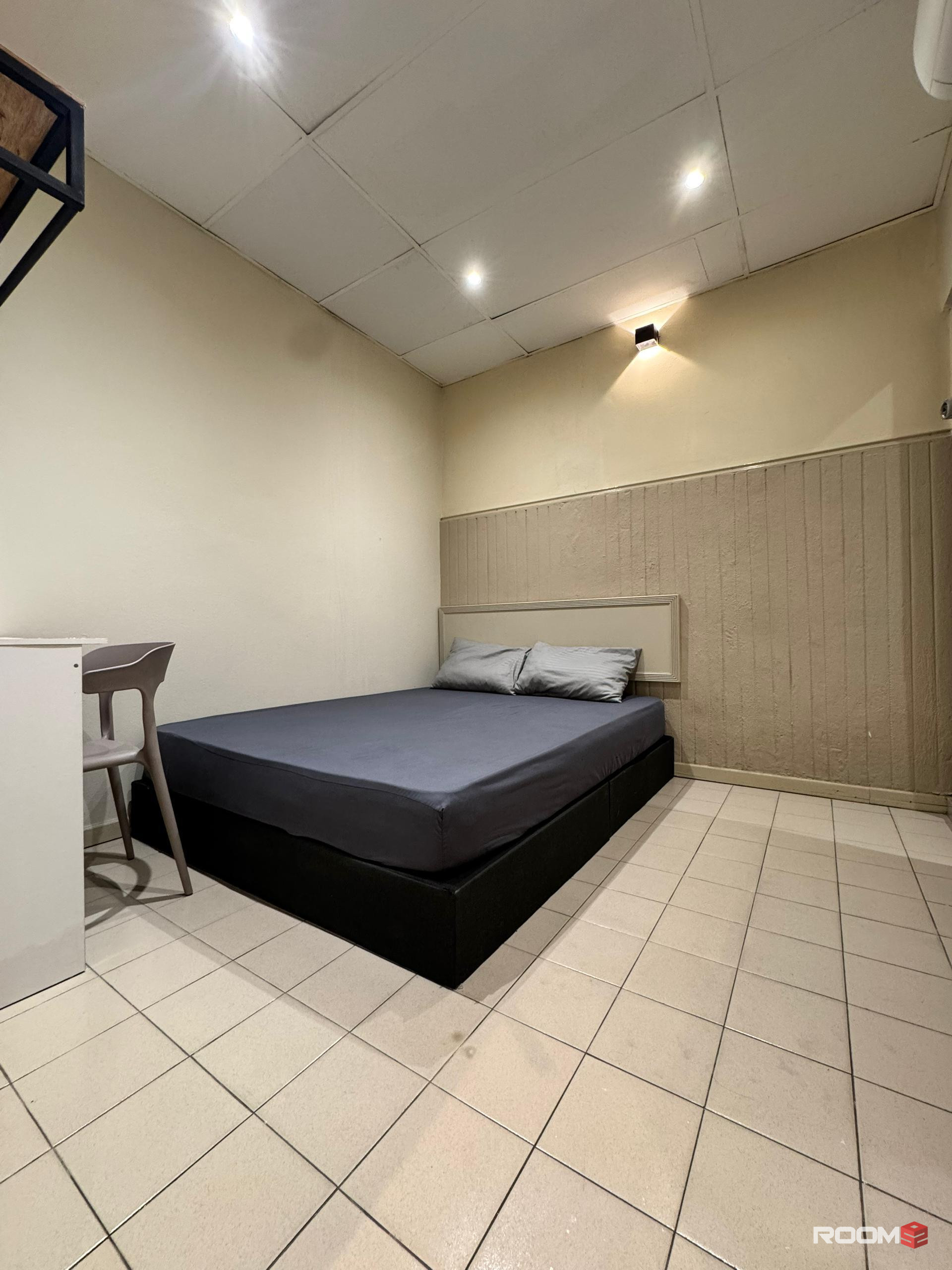 🚶 3 MINS TO BUS STOPS 🚶 🏡 Private Master Room @ Damansara Utama 🏡 ‼️ ZERO DEPOSIT ‼️