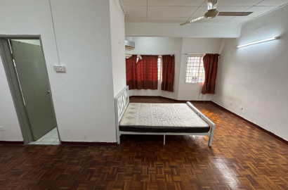 Damansara Utama, Master Room to rent, Zero Deposit