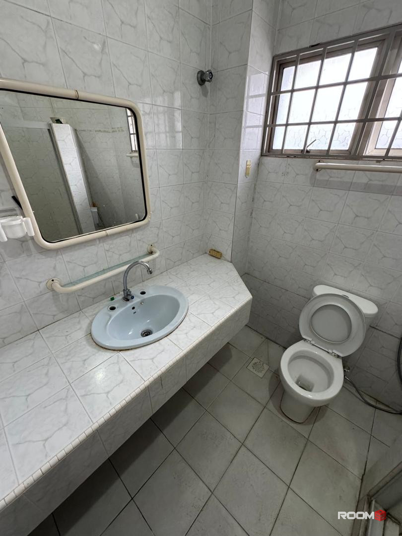 Damansara Utama, Master Room to rent, Zero Deposit