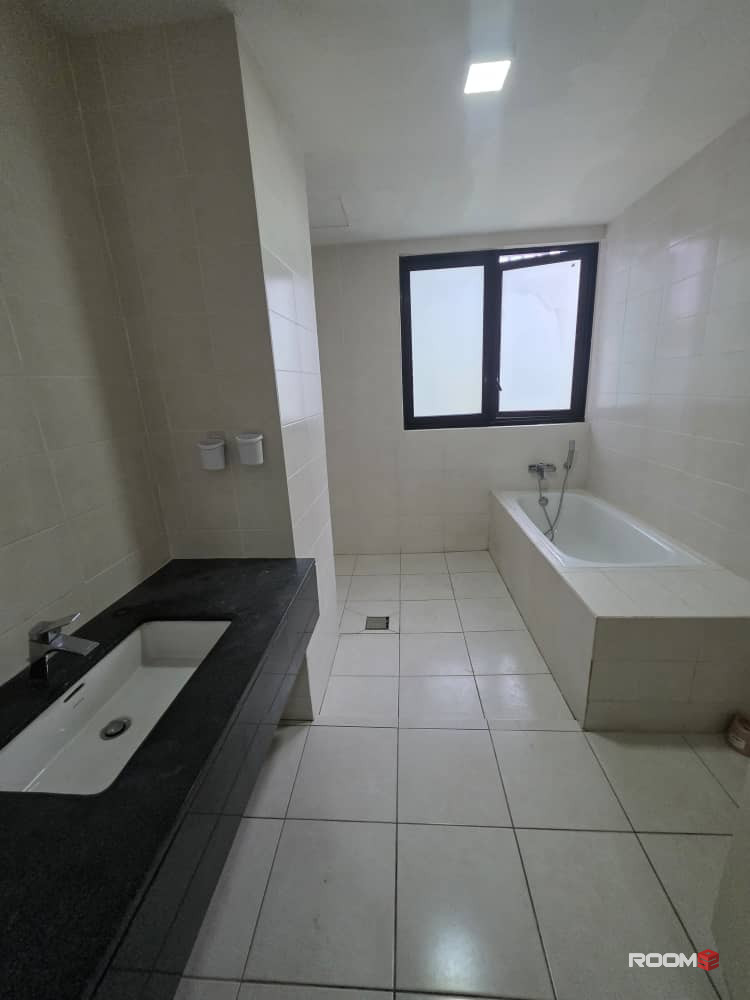 BILIK MASTER ROOM MURAH 🔊 Master Room for rent Icity Soho Walking 3 Min to Icity Mall😍💕With Private Bathroom🌟