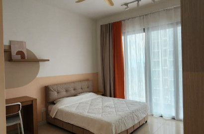 Middle Room For Rent at Sunway Belfield, Kampung Attap