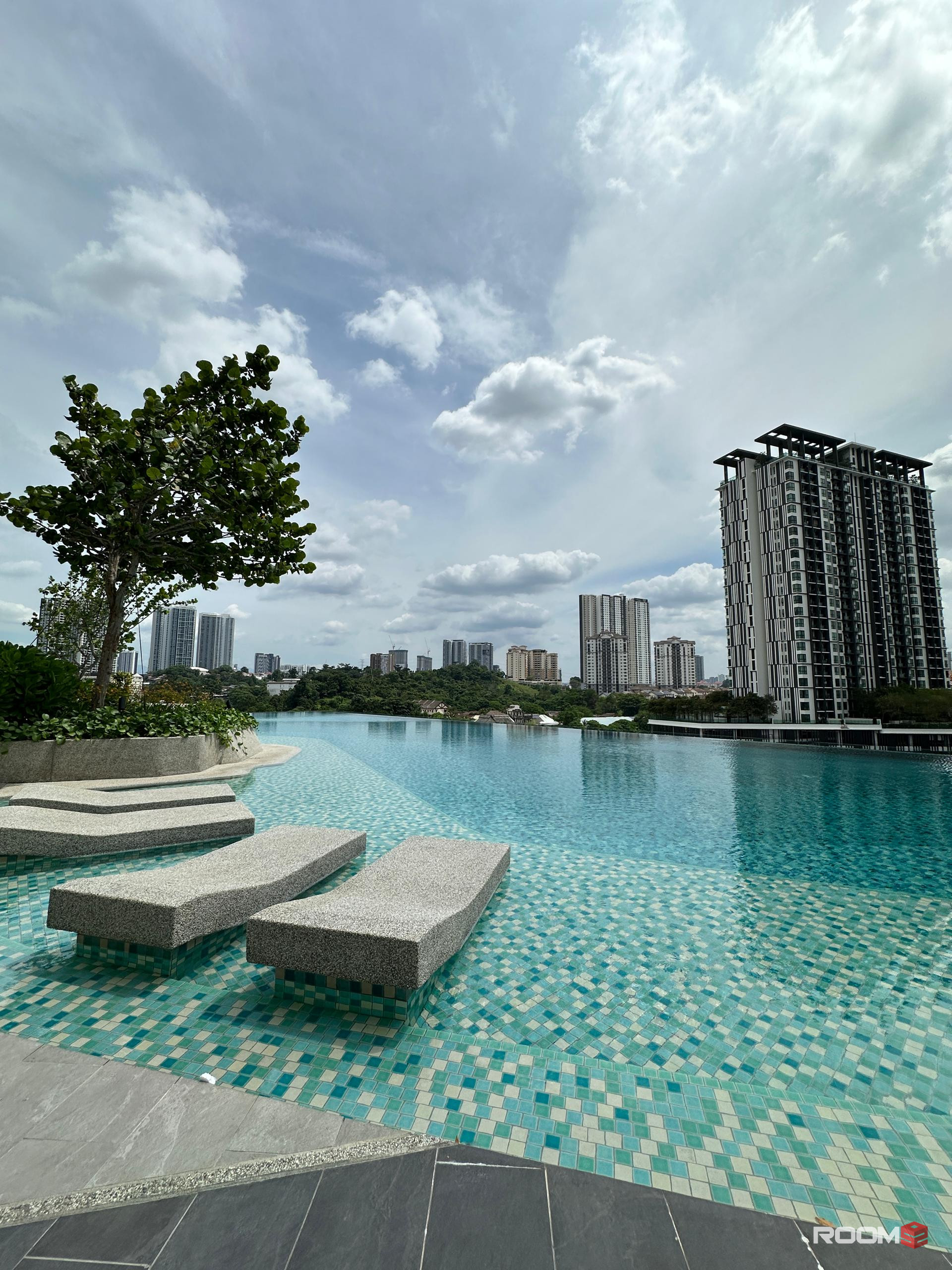 📍Divo Residence Middle Room for rent  🚌10mins to Mid Valley