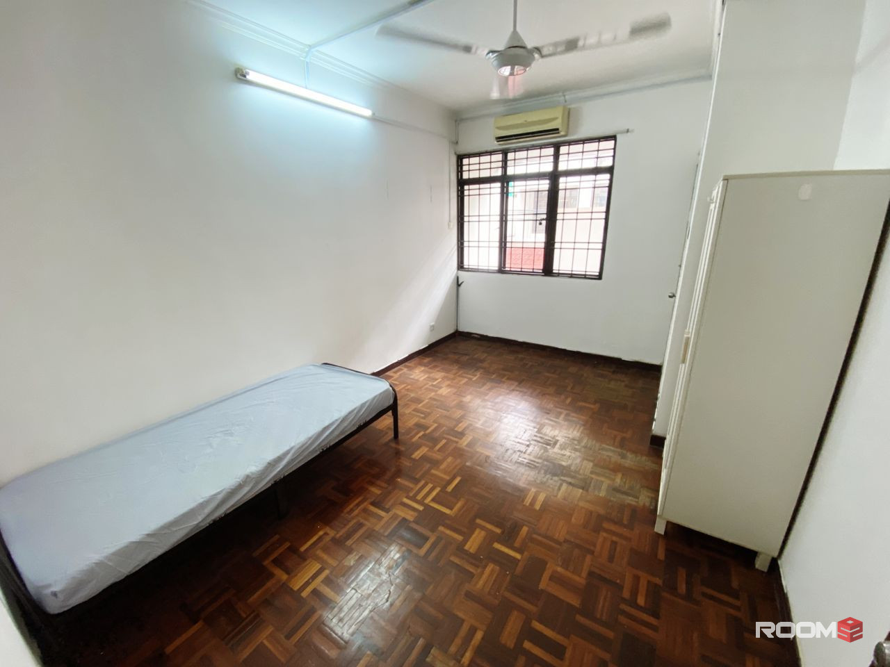 DAMANSARA UTAMA BU 10, MEDIUM ROOM TO RENT , ZERO DEPOSIT