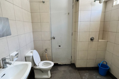 🏠 [Medium Private Room] [✅ Zero Deposit] 🌟Near One Utama Mall, Centre Point, IKEA 🚇 MRT Bandar Utama Station, Mutira