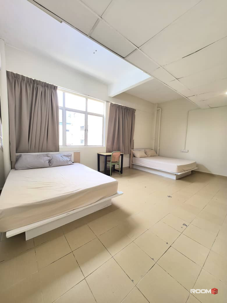 BRICKFIELD, KL SENTRAL, MASTER ROOM TO RENT, ZERO DEPOSIT