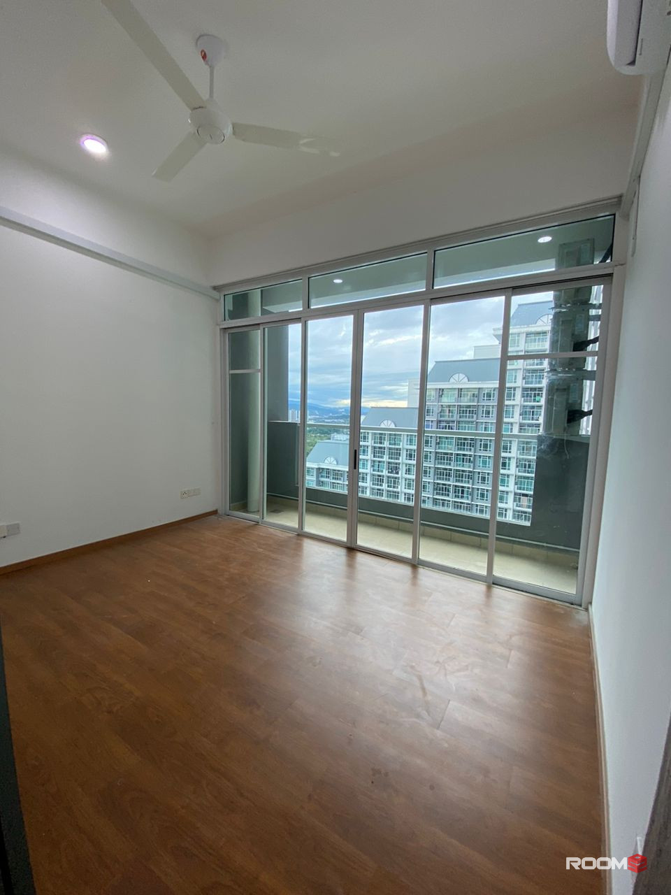 ONE SULAIMAN, KOTA KINABALU ( SABAH) , ROOM TO RENT