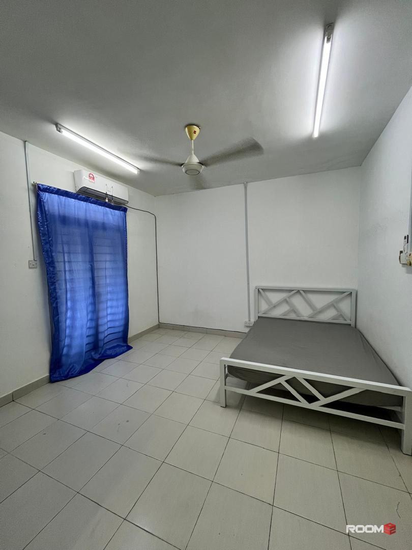 💥LOW DEPOSIT💥SETIA ALAM KLANG SPACIOUS MASTER ROOM FOR RENT🔥🔥🔥NEARBY SETIA CITY MALL , TAIPAN , KOSSAN , NIH 🎏🎏
