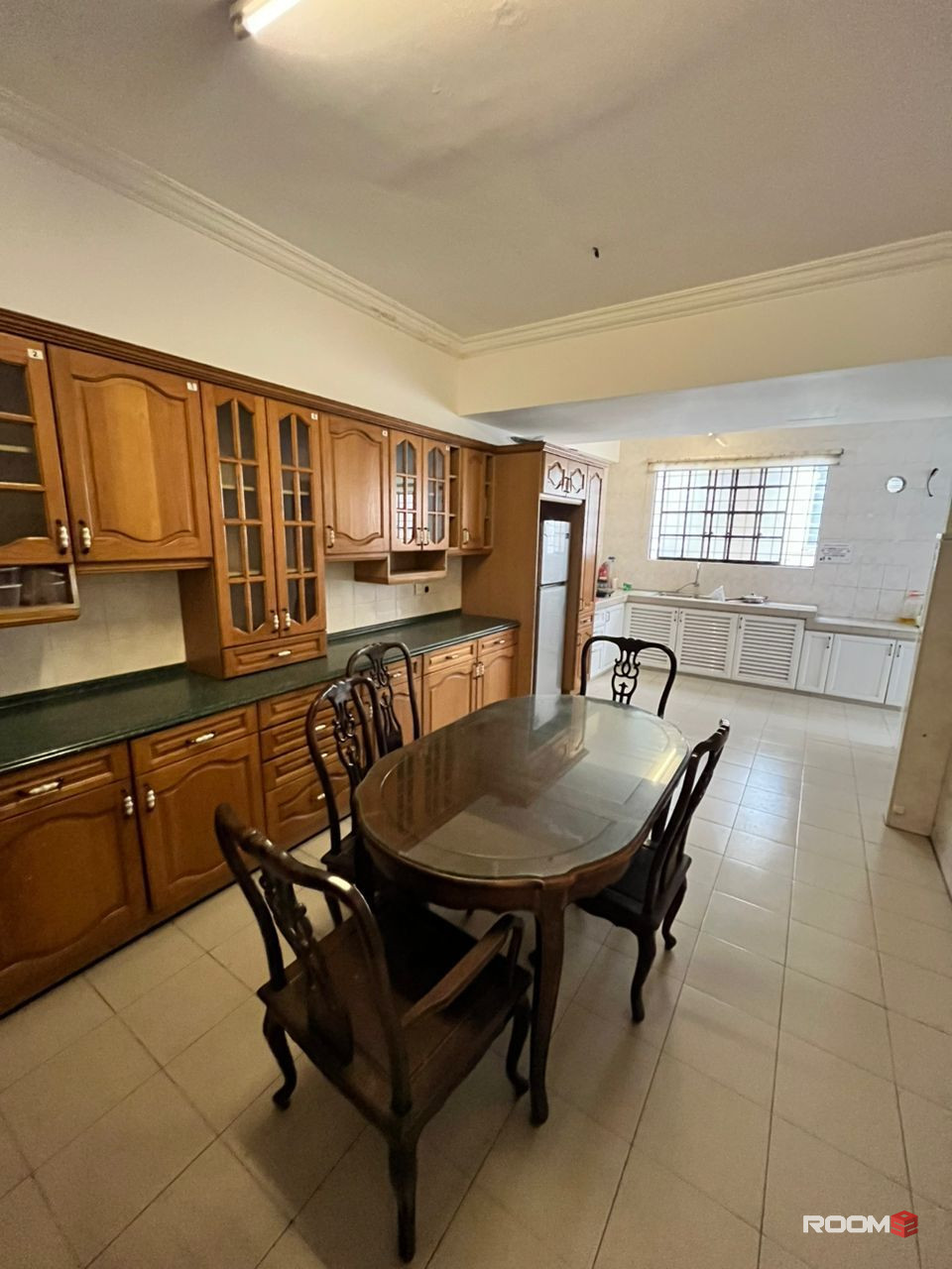 💥LOW DEPOSIT💥BANDAR UTAMA PETALING JAYA MASTER ROOM WITH PRIVATE BATHROOM  FOR RENT 🏠NEARBY CENTRE POINT , ONE UTAMA