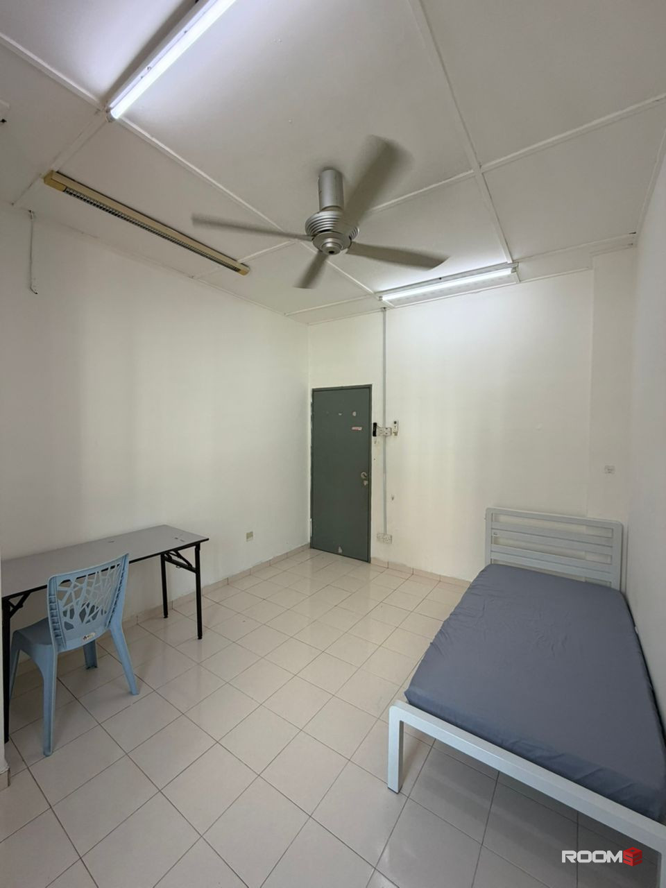 🔥LOW DEPOSIT🔥BUKIT TINGGI KLANG MIDDLE ROOM FOR RENT🏠NEARBY GIANT , GM KLANG , PORT KLANG , AEON MALL🚩