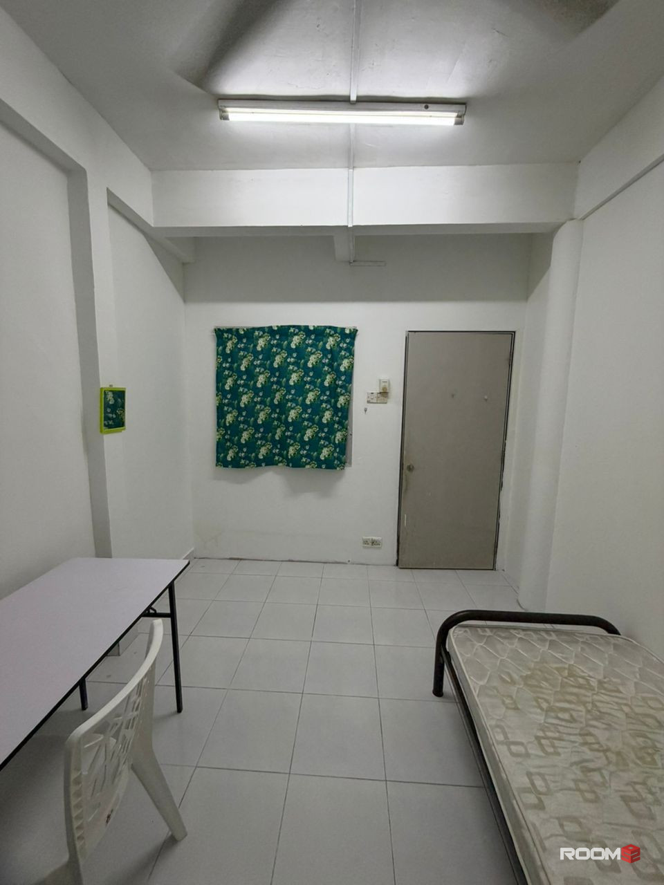 🔥MURAH-MURAH🔥🚩SECTION17 PETALING JAYA MIDDLE ROOM FOR RENT🏠