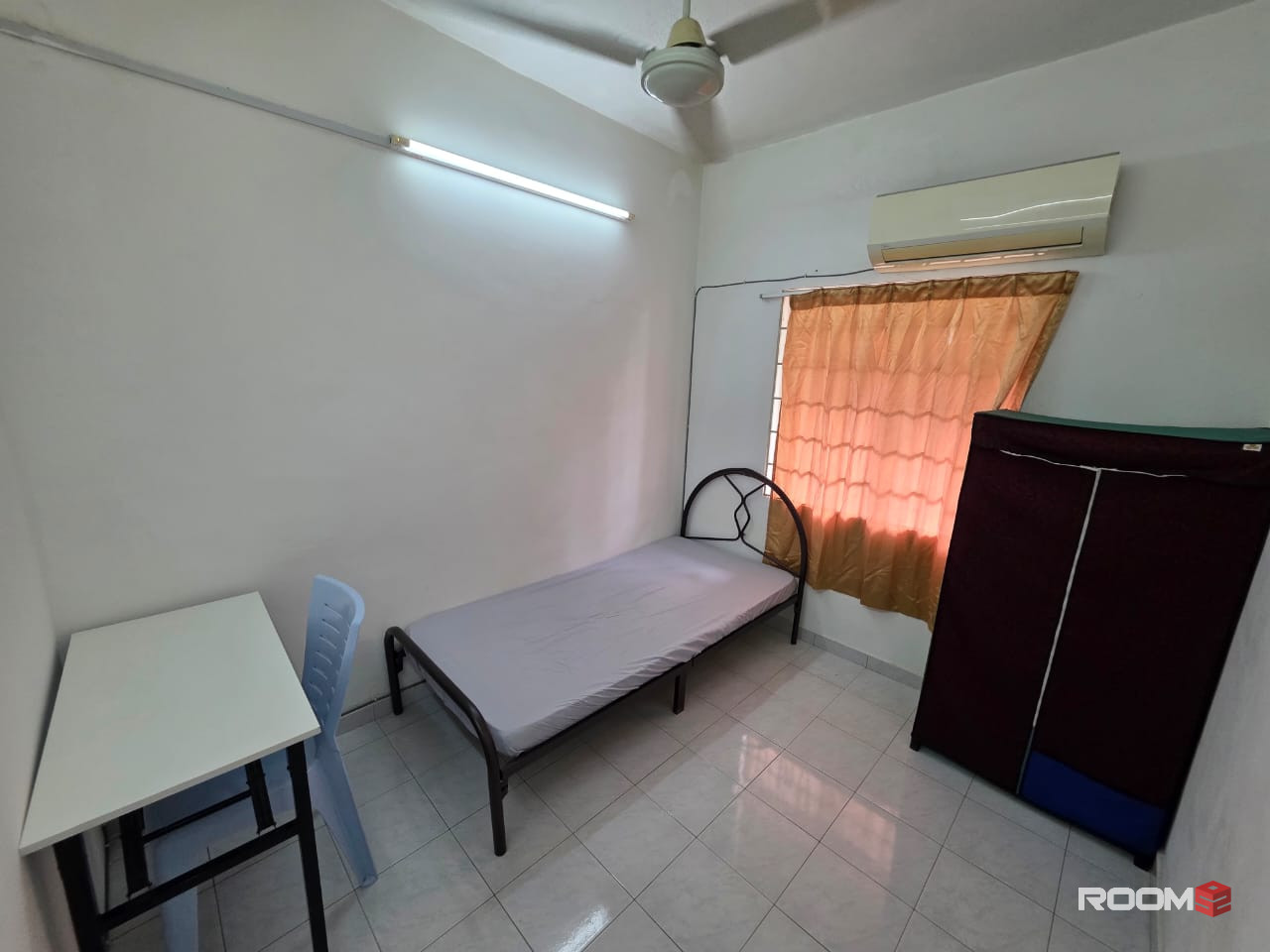 ✨LOW DEPOSIT✨SS23 TAMAN SEA PETALING JAYA MIDDLE ROOM FOR RENT🏠