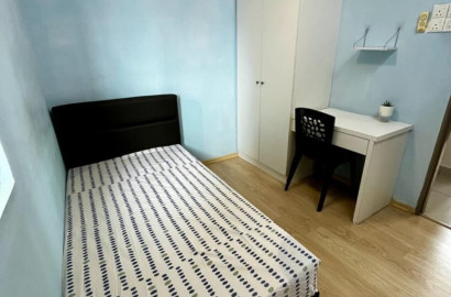 Female room for rent at Larkin Height @ Larkin Idaman
