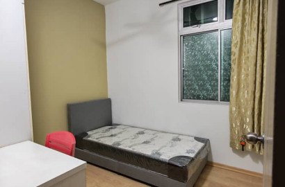 Room renting for rent at Larkin Height @ Larkin Idaman