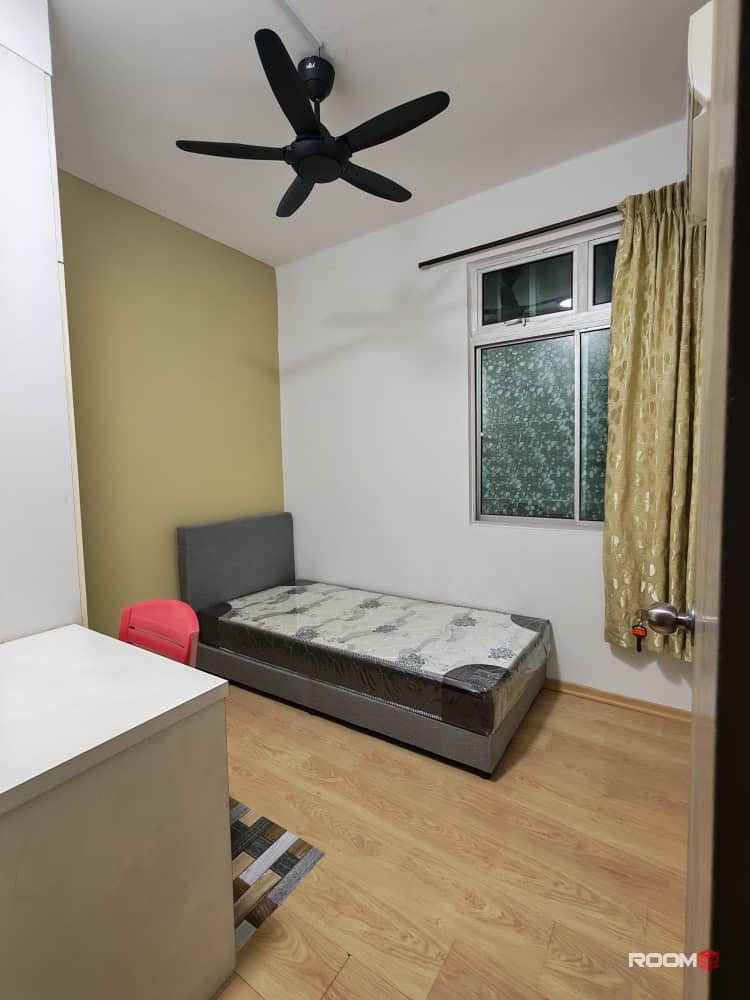 Room renting for rent at Larkin Height @ Larkin Idaman