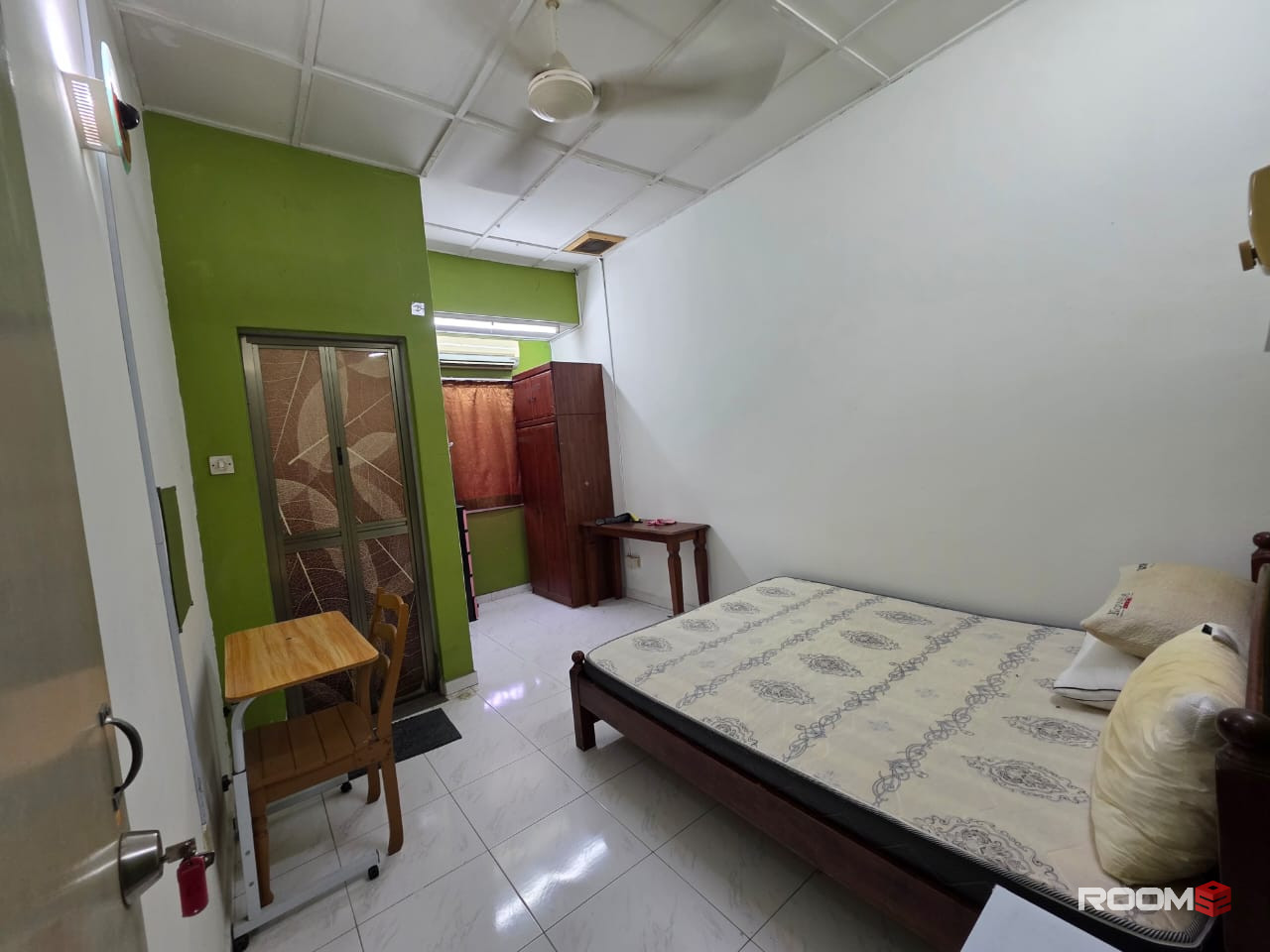 ⚡ Ready to Move In Room in Sri Kembangan | Aircond + WiFi + Furnished