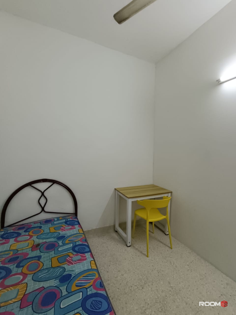 3 mins walk to LRT Taman Bahagia ‼️ Room for Rent @ SS 2 nearby SS 2 Night Market, Atria Mall, Megah Rise Mall