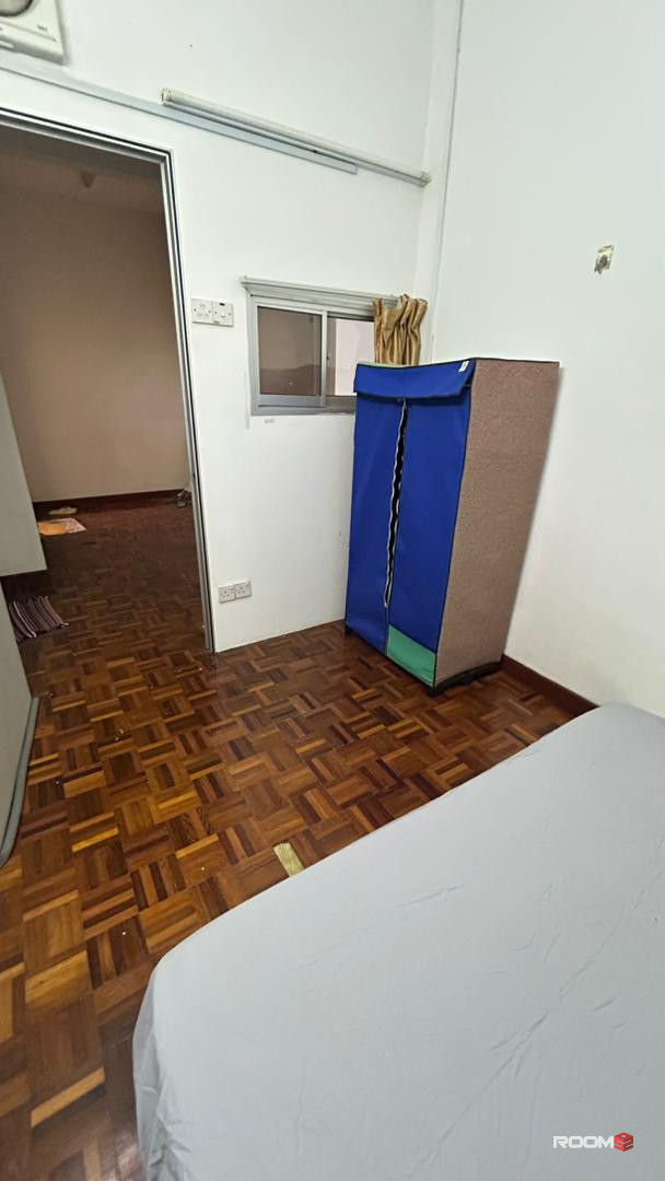 ⚡️ LOW DEPOSIT PROMO ⚡️ Affordable Room for Rent nearby Sunway Giza, IOI Damansara, One Utama