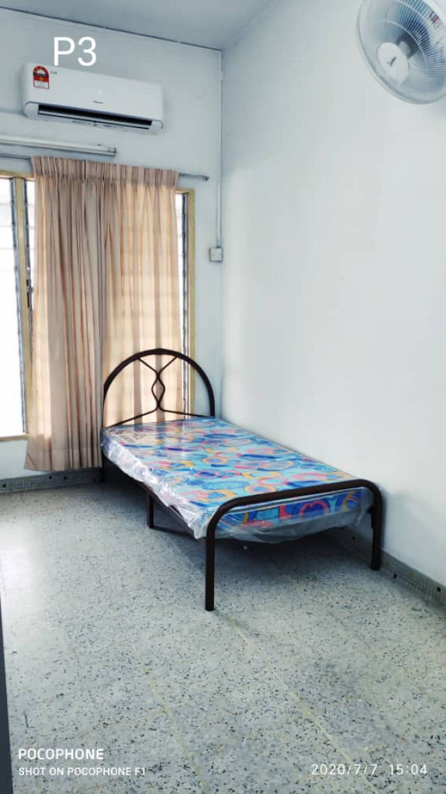 PJ SEA PARK ROOM FOR RENT WITH LOW DEPOSIT!!