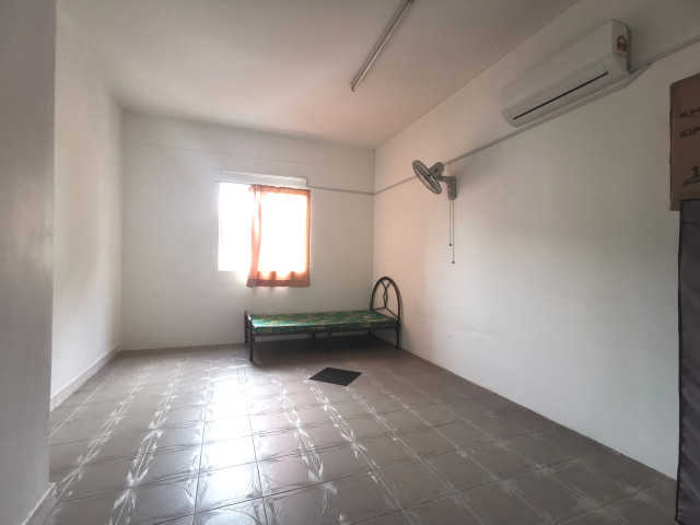PJ SS23 TAMAN SEA SINGLE/MEDIUM ROOM FOR RENT
