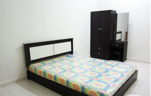 Hot Sale! Medium Room to Rent at Bandar Bukit Puchong!