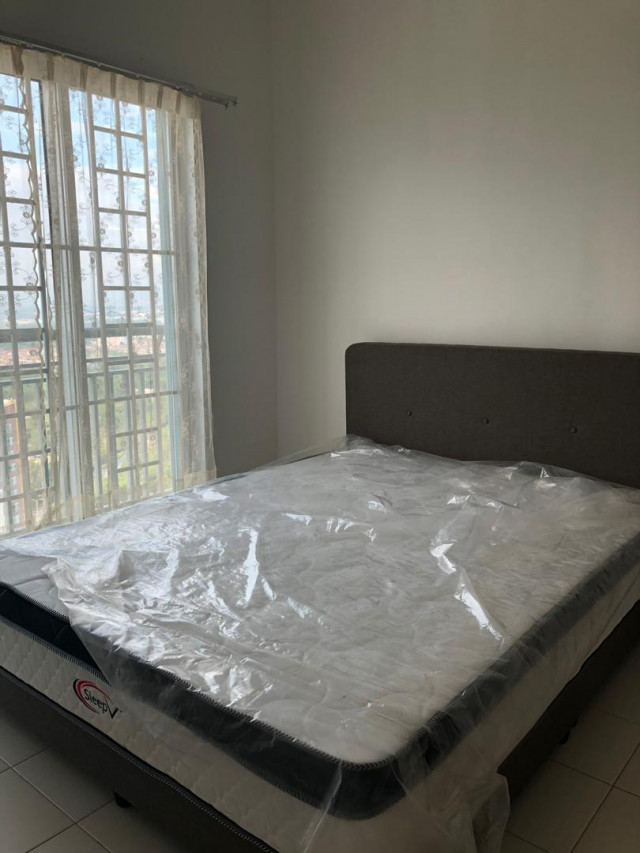 Hot Area! Medium Room to Rent at Bandar Bukit Puchong.